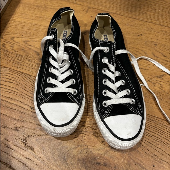 Converse Black and White Women's Sneakers - Picture 1 of 3